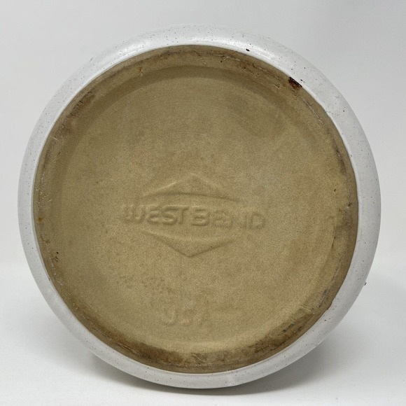 Vintage Westbend Chili Bean Pot with Lid Primitive Style Pottery Crock MCM 2 qt. - Picture 9 of 11